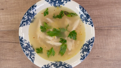 Tel Şehriyeli Tavuk Suyu Çorbası Tarifi