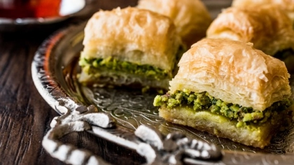 Fıstıklı Kaymaklı Baklava Tarifi