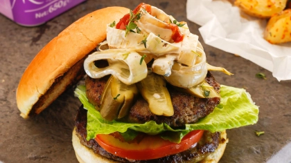 Ekşi Kremalı Burger Tarifi