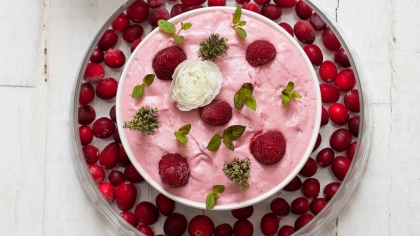 Kırmızı Meyveli Smoothie Bowl Tarifi