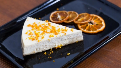 Portakallı ve Ekşi Kremalı Cheesecake Tarifi