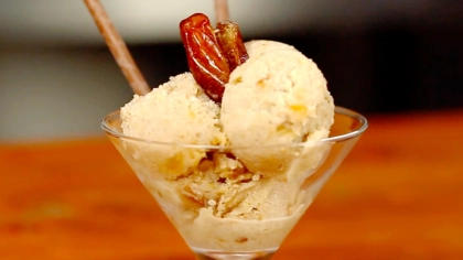 Muzlu ve Hurmalı Dondurma Tarifi