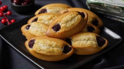 Vişneli Mekik Kek Tarifi