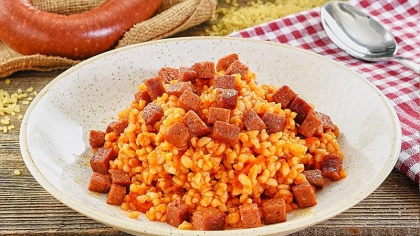 Sucuklu Bulgur Pilavı Tarifi