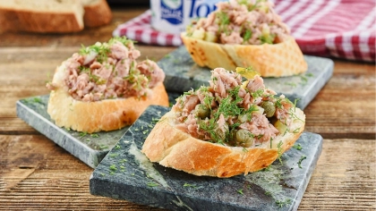 Ton Balıklı Tartar Sandviç Tarifi