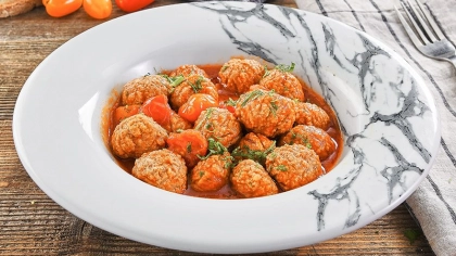 Domates Soslu Misket Köfte Tarifi