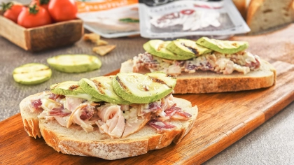 Ekşi Maya Ekmekli Sandviç Tarifi