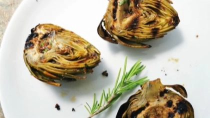 Pesto Soslu Izgara Bebek Enginar Tarifi