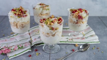 İrmik Helvalı Güllaç Tarifi