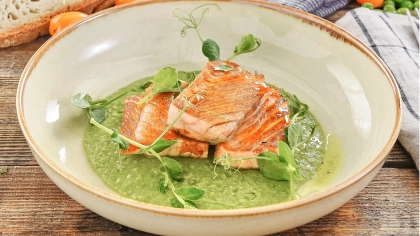 Bezelye Püreli Somon Tava Tarifi