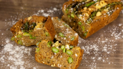 Kuşkonmazlı Peynirli Kek Tarifi