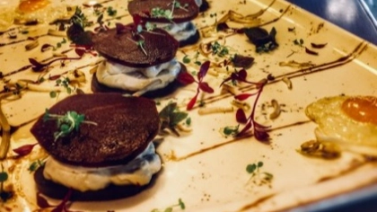 Keçi Peynirli Pancar Salatası Tarifi