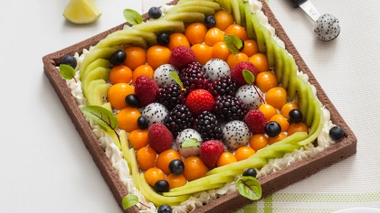 Kakaolu Labneli Meyveli Tart Tarifi