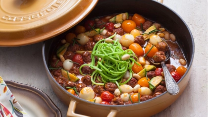 Kinoalı Sebzeli İsveç Köfte Tarifi