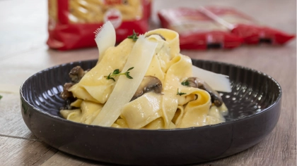 Fettuccine Alfredo Tarifi