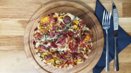 Sosisli Milföy Pan Tarifi