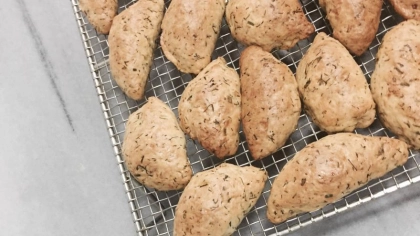 Dereotlu Poğaça Tarifi