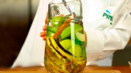 Meyveli Detoks Suyu Tarifi