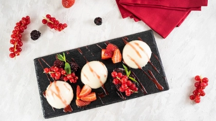 Çilekli Panna Cotta Tarifi