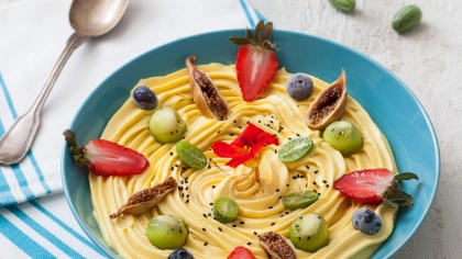 Meyveli Smoothie Bowl Tarifi