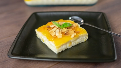 Şeftali Soslu İrmik Tatlısı Tarifi