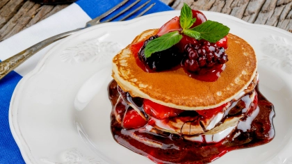 Meyveli Pancake Tarifi
