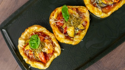 Patlıcanlı Milföy Pizza Tarifi
