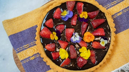 Çikolatalı Çilekli Tart Tarifi
