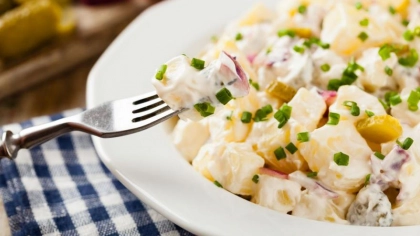 Soğanlı Patates Salatası Tarifi