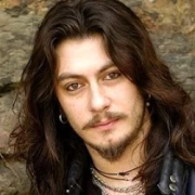 Hazal Roman