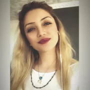 İpek Turan Hakkında